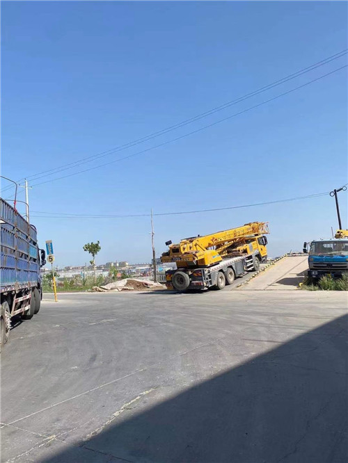 永德县25吨吊车的租赁价格大概是多少？