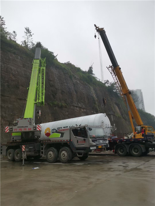 永德县“不怕风雨冻”—— 吊车的 “恶劣环境适应” 技术